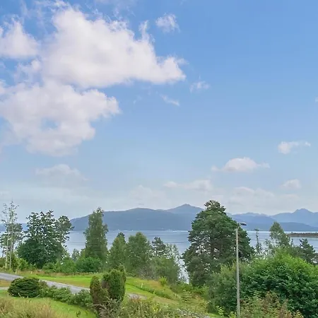 Gorgeous In With House Sea View *