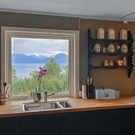 Gorgeous In With House Sea View Tingvoll